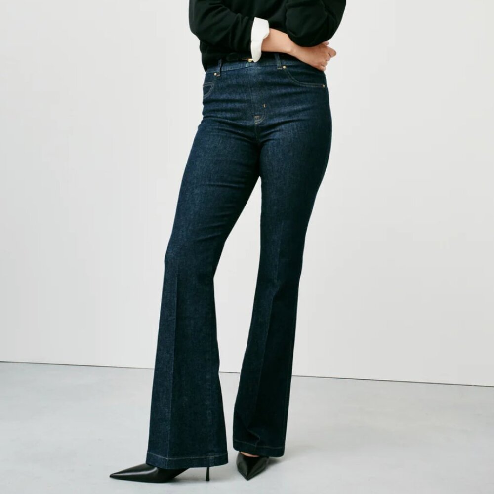 SPANX Dark Blue Flare Jeans EveryWear 2x stretchy  pull on